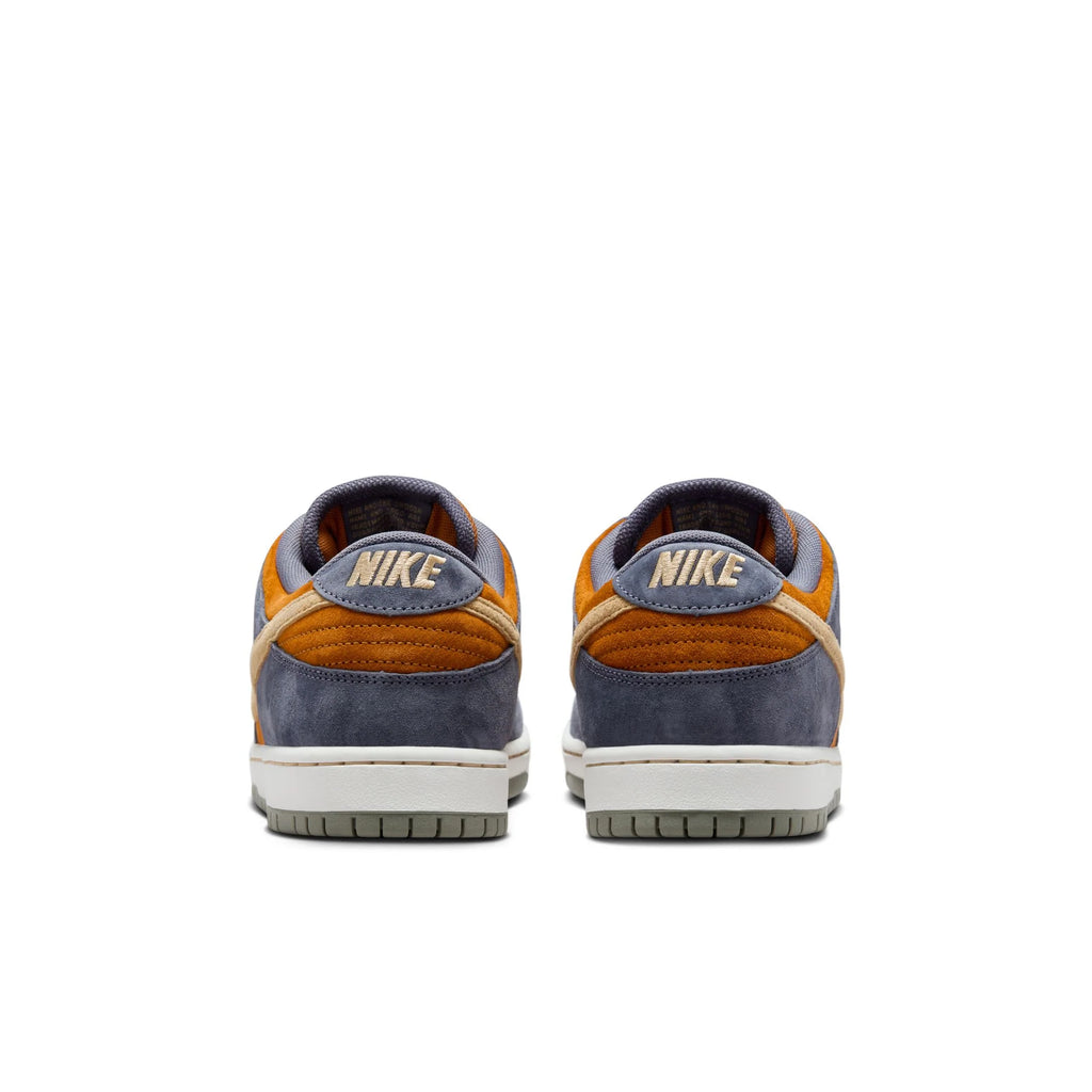 NIKE SB DUNK LOW PRO CARBON MONARCH