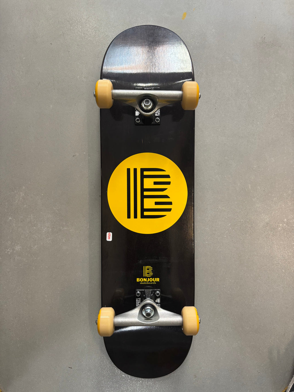 SKATEBOARD COMPLET BONJOUR
