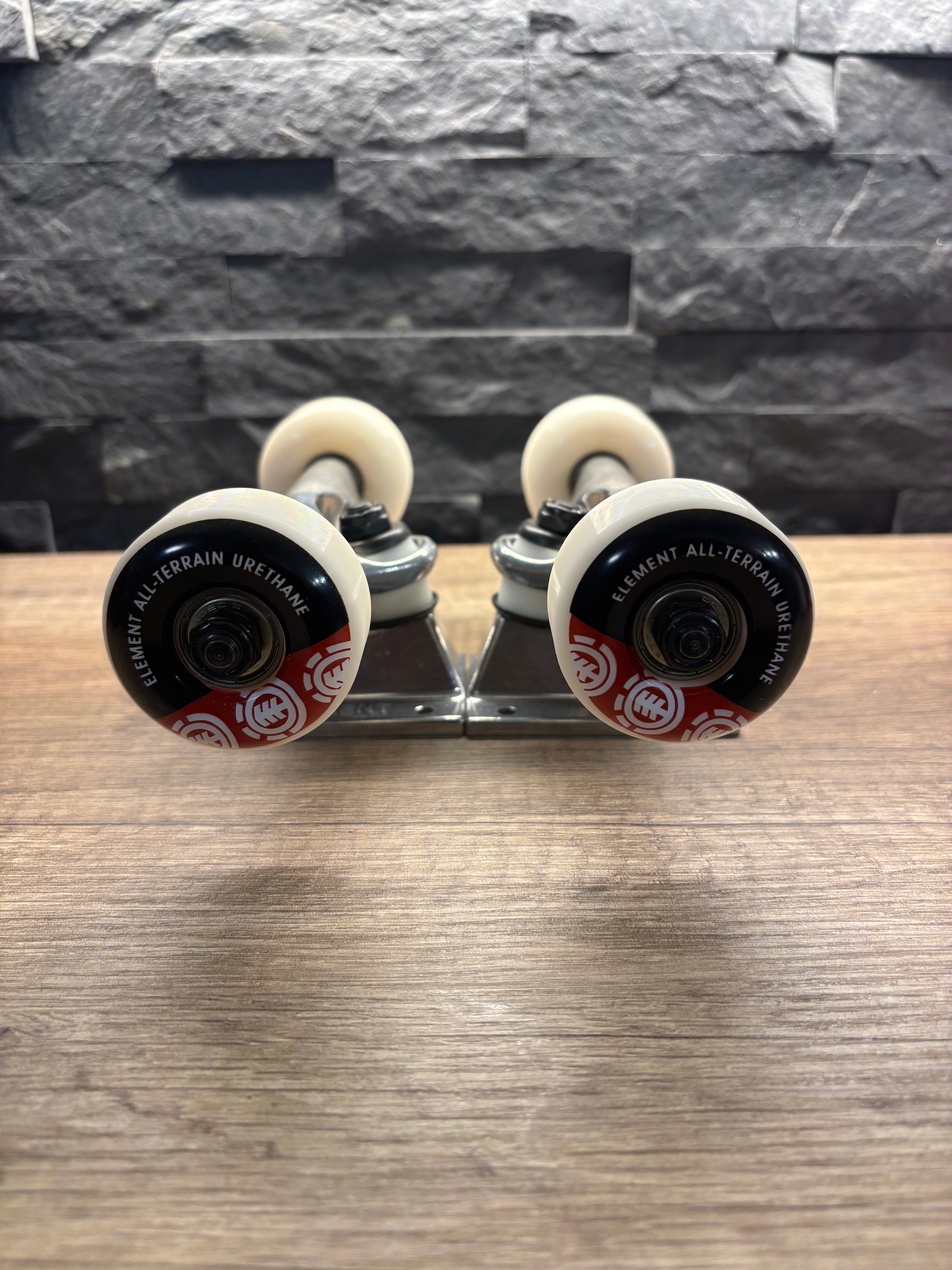 TRUCKS KIT COMPLET ELEMENT