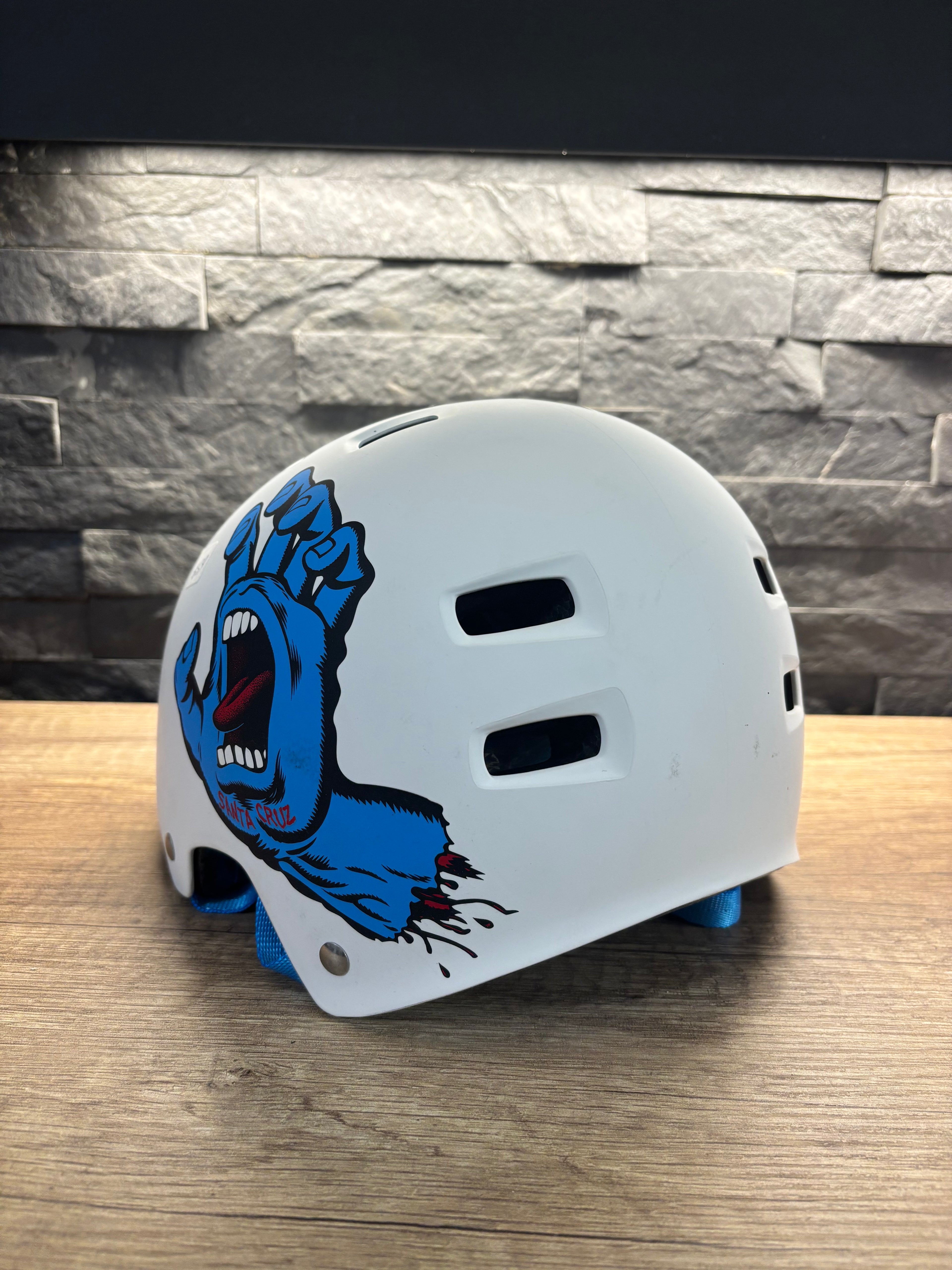 CASQUE BULLET x SANTA CRUZ
