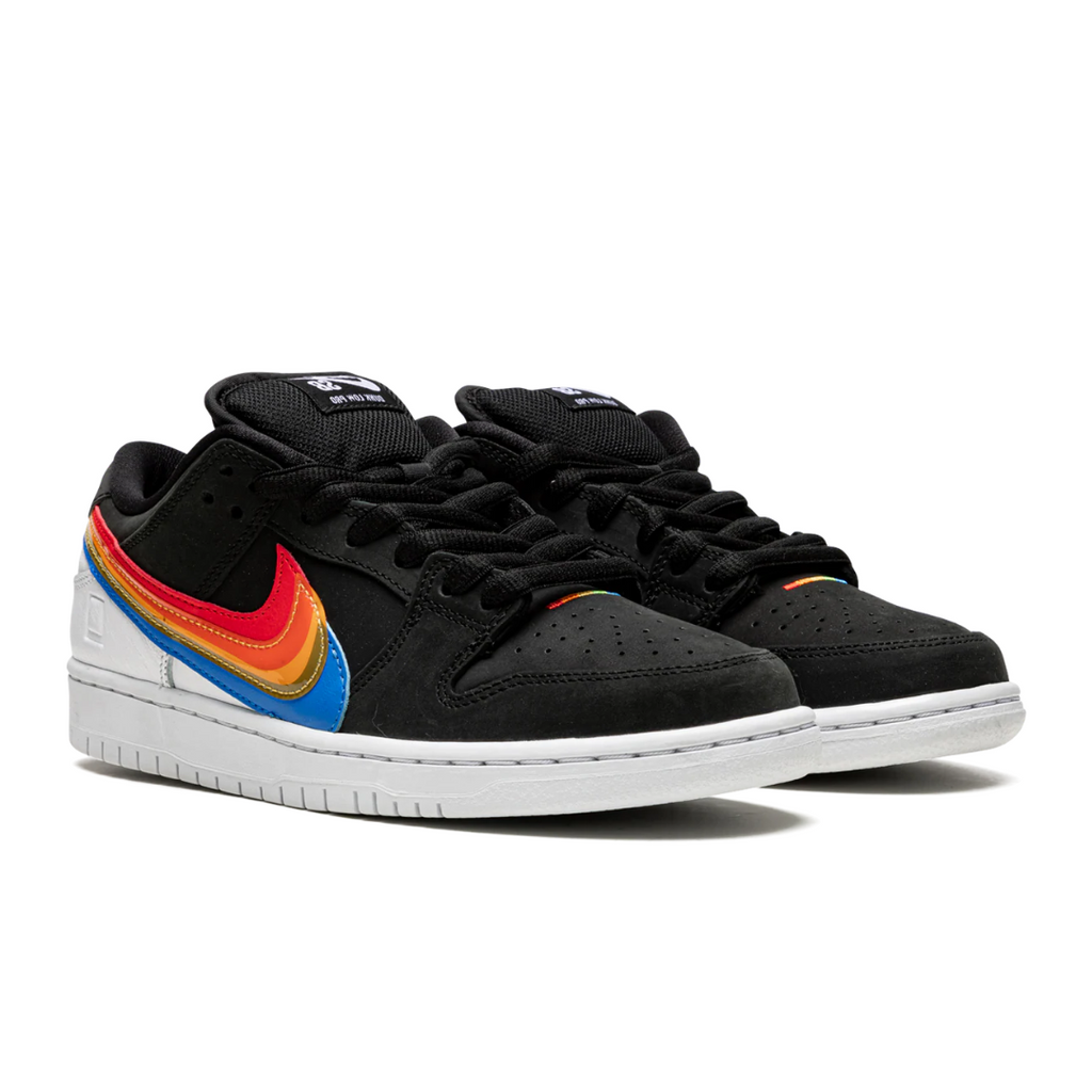 NIKE SB DUNK LOW PRO x POLAROID