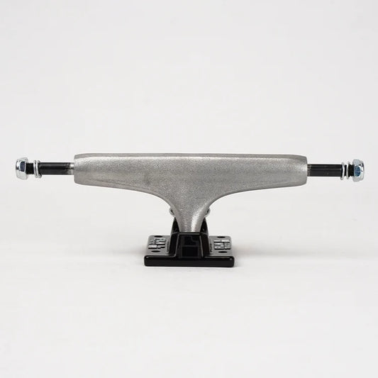 Trucks - Black Baseplate 5.5/145mm for board 8.25"-8.5"