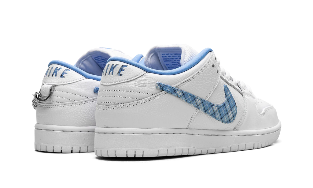 NIKE SB DUNK LOW PRO NICOLE HAUSE