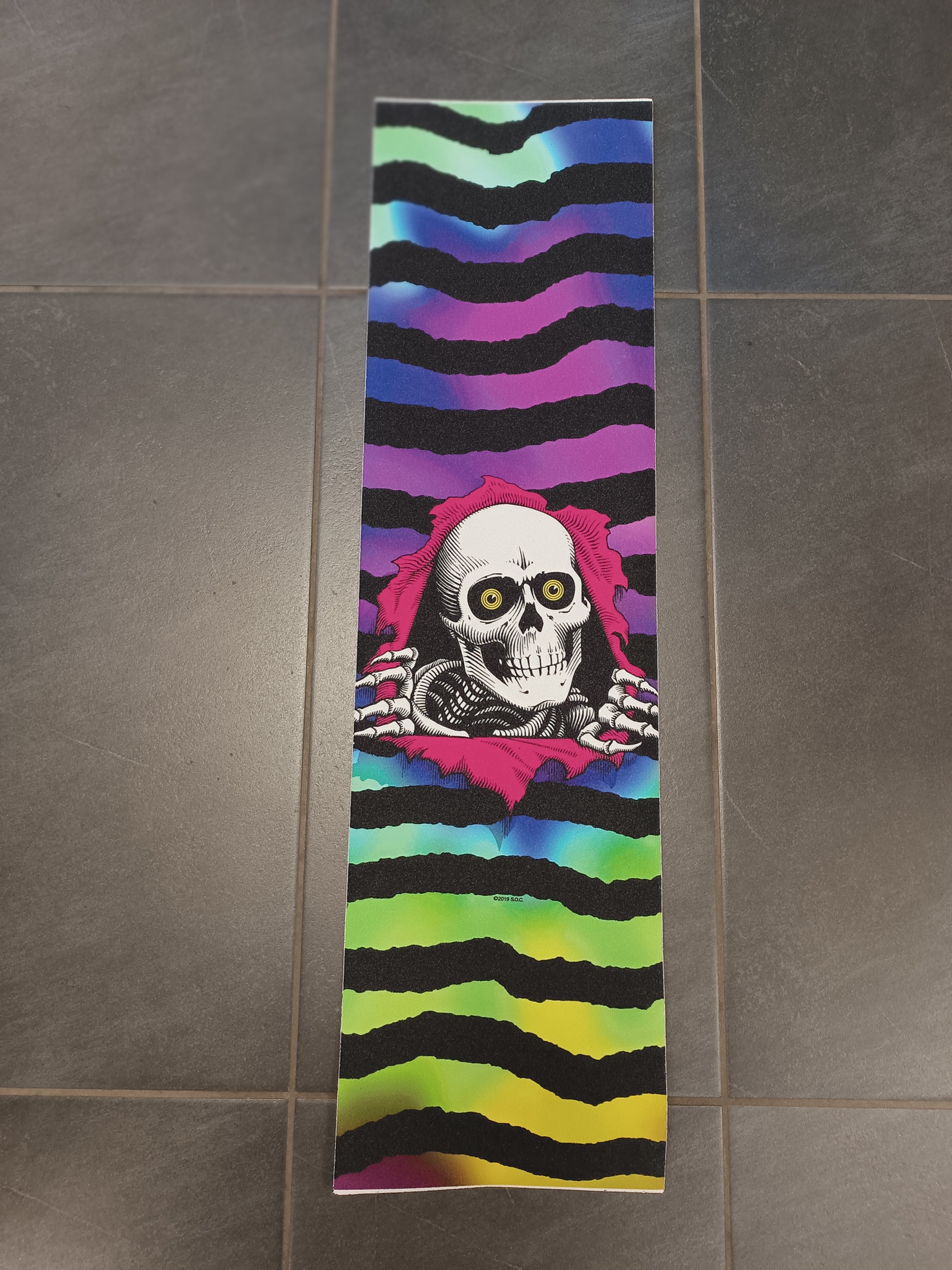 Grip Powell Peralta Ripper Tie-Dye 9" x 33" – Style & Accroche Légendaire