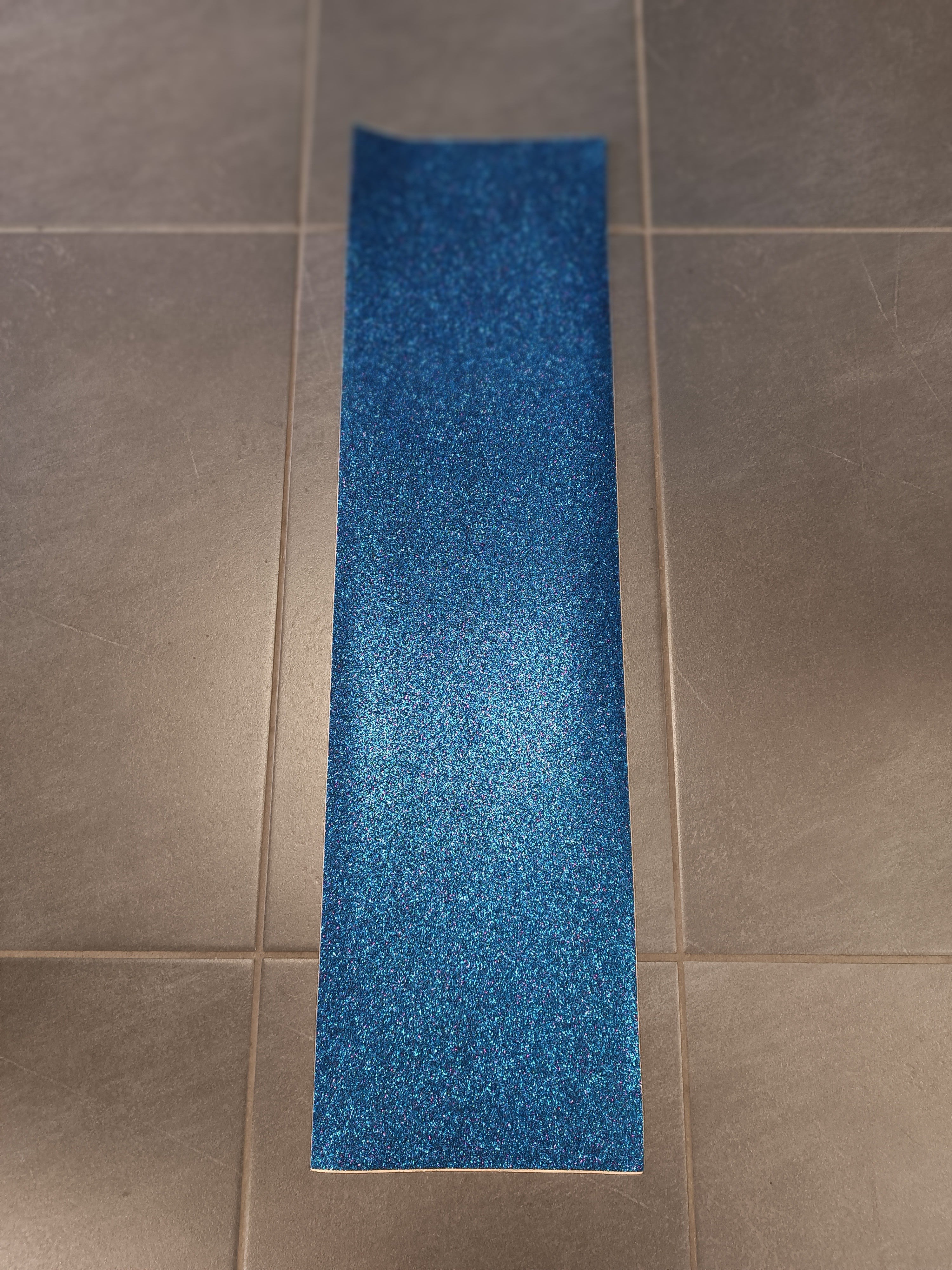 Grip Skate Crew Paillettes 9" x 33" – Style Brillant & Accroche Max