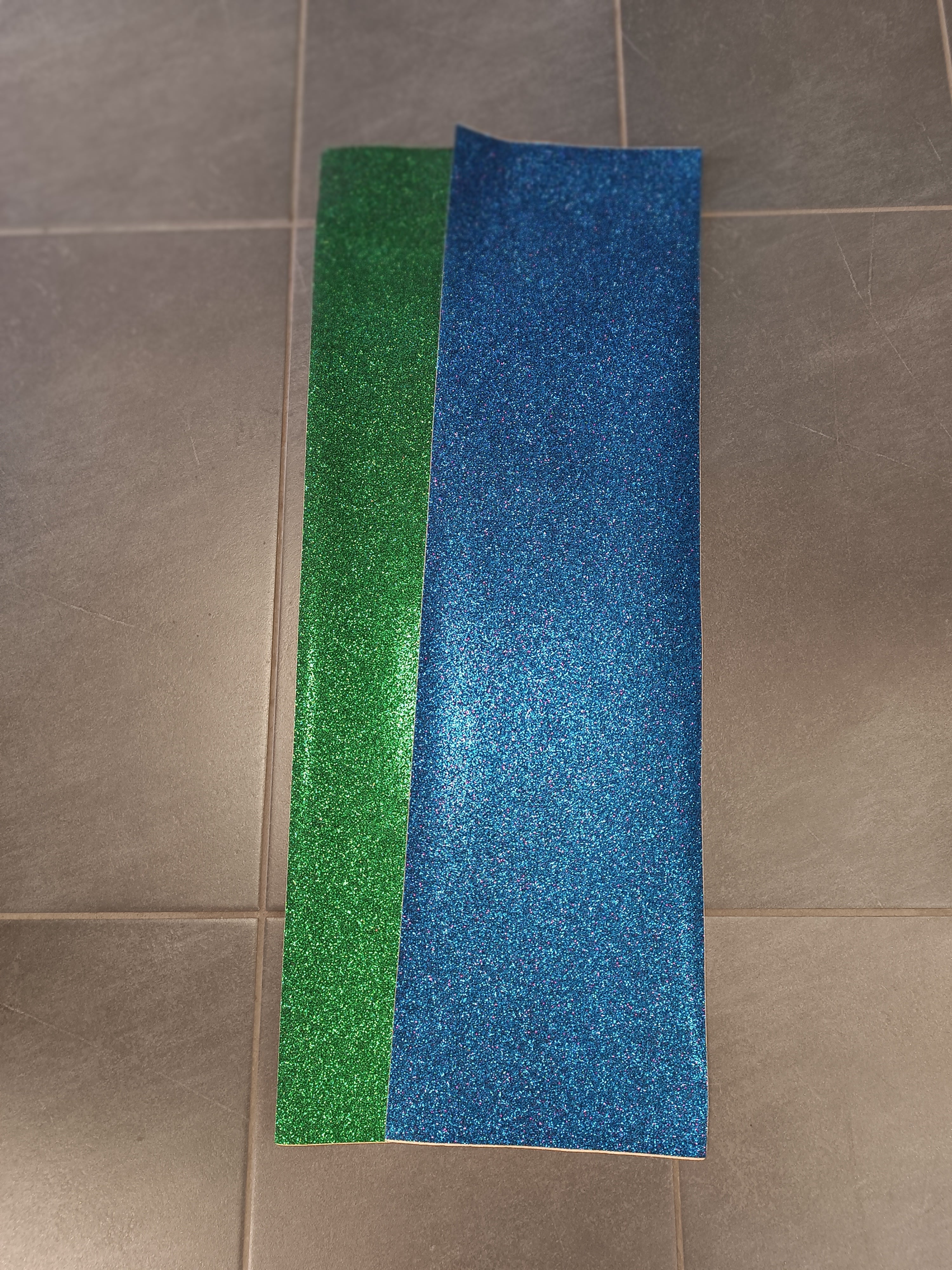 Grip Skate Crew Paillettes 9" x 33" – Style Brillant & Accroche Max