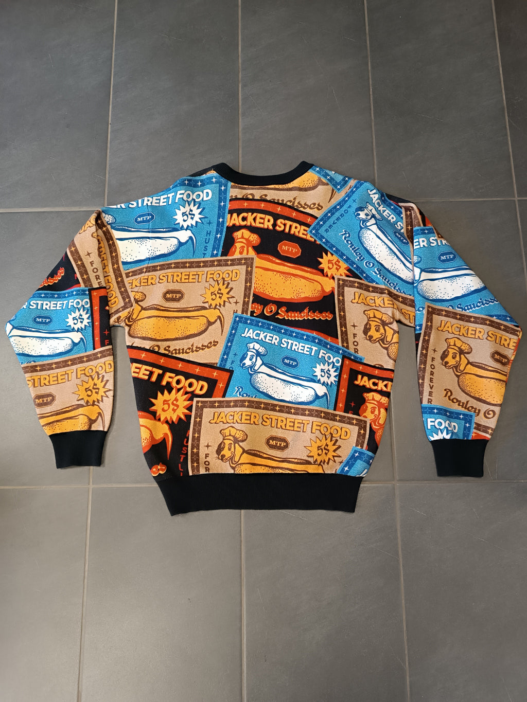 Pull Jacker Hot Doggy Knit