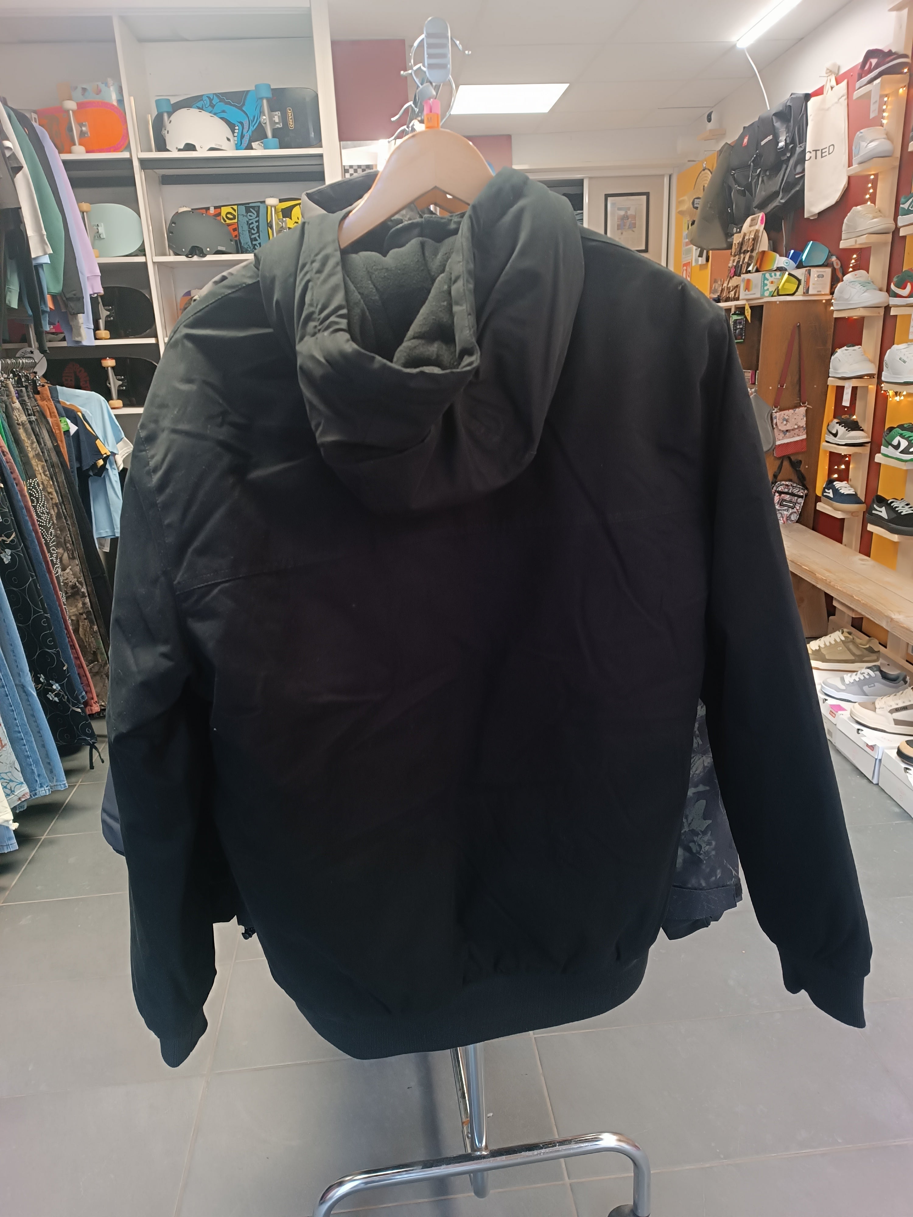 NNSNS – Manteau zippée à capuche technique